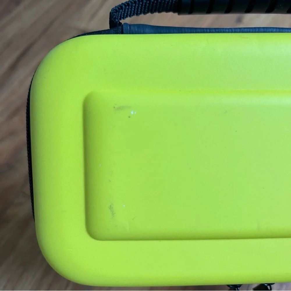 Nintendo Switch Lite Carrying Case Yellow Hard Shell Portable Travel 10 Game